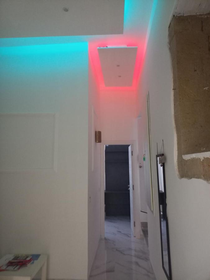 Luisa'S Apartment نابولي المظهر الخارجي الصورة