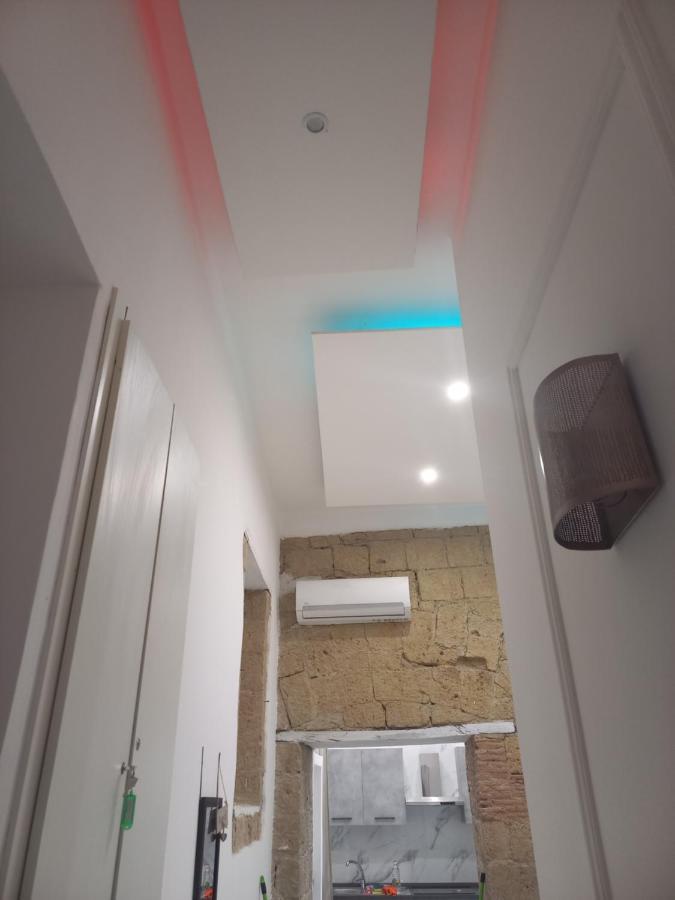Luisa'S Apartment نابولي المظهر الخارجي الصورة