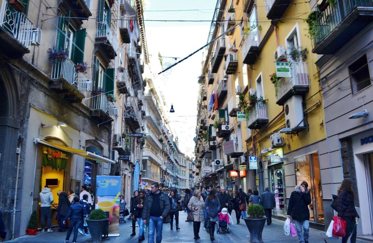 Luisa'S Apartment نابولي المظهر الخارجي الصورة